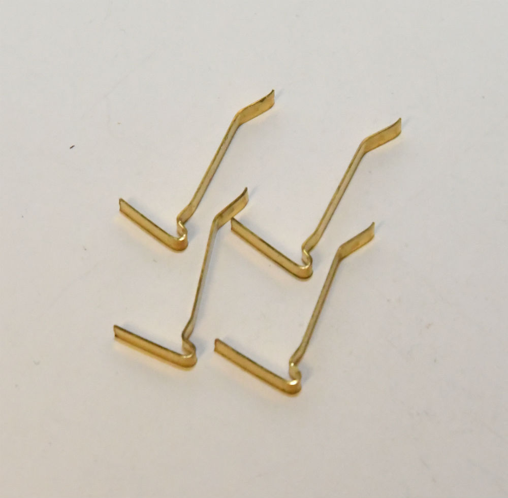 Mantua Brass Chanel Brackets 8x12mm