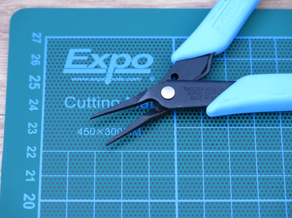 Xuron Tweezer/Chain Nose Plier 450