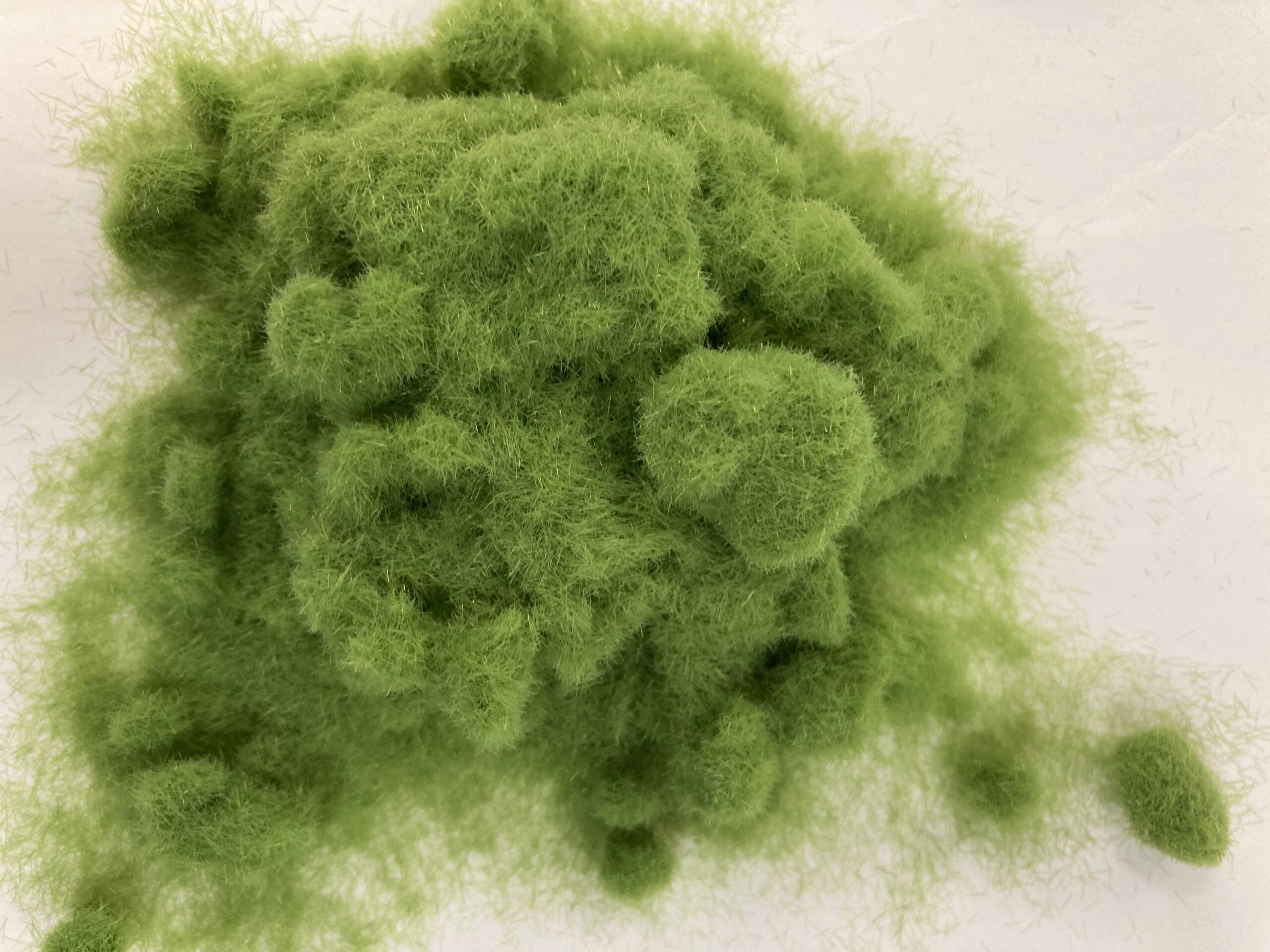 Grass Masters Flock - 2mm Lush Green (20g) - Image 2