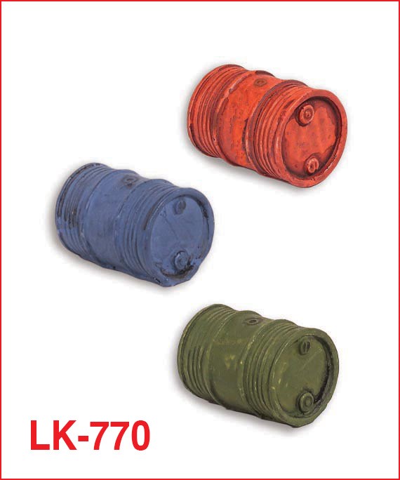 Peco O Gauge Oil Drums On Side LK-770